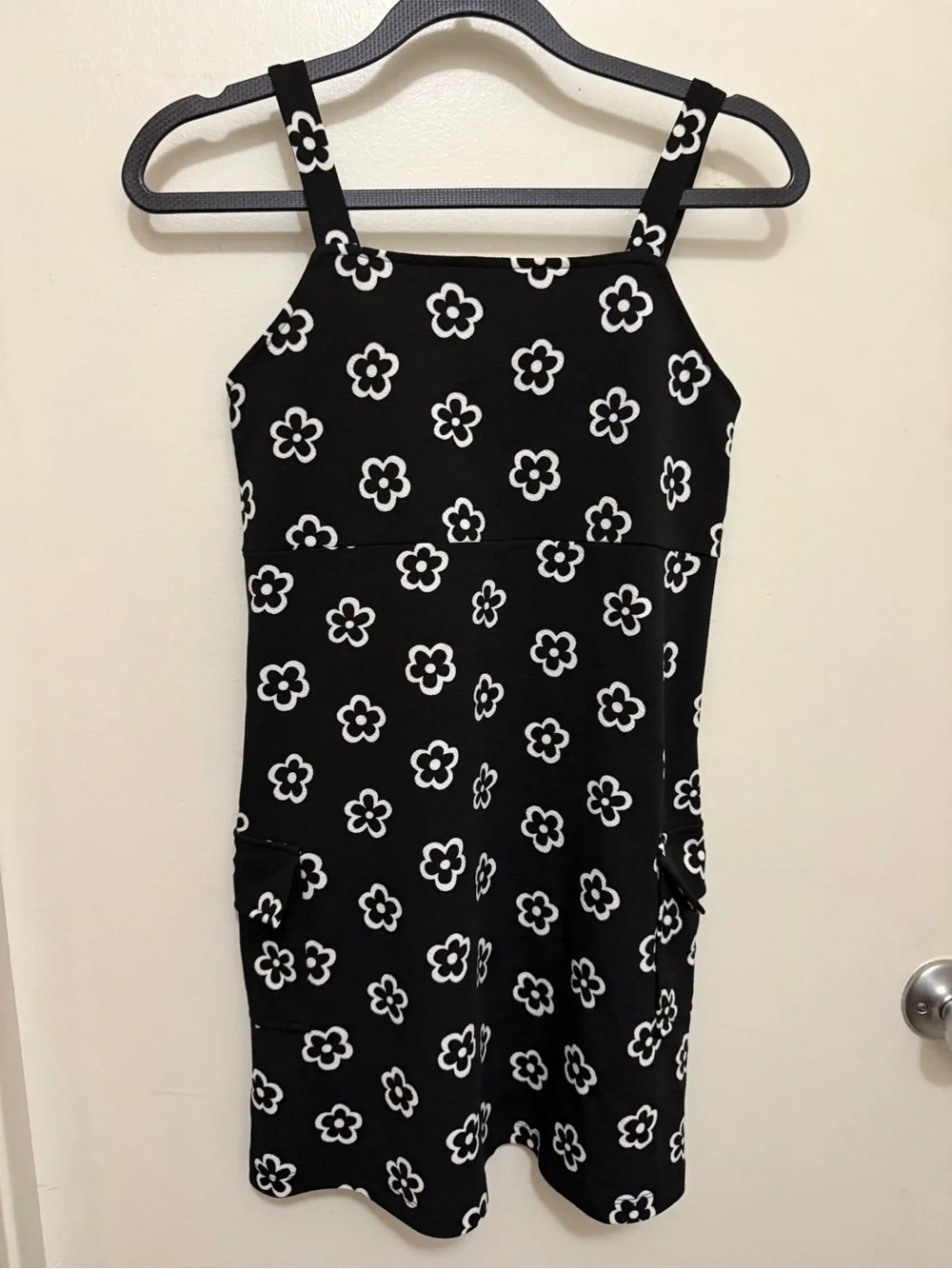 Lily Bleu Black and White Floral Print Top